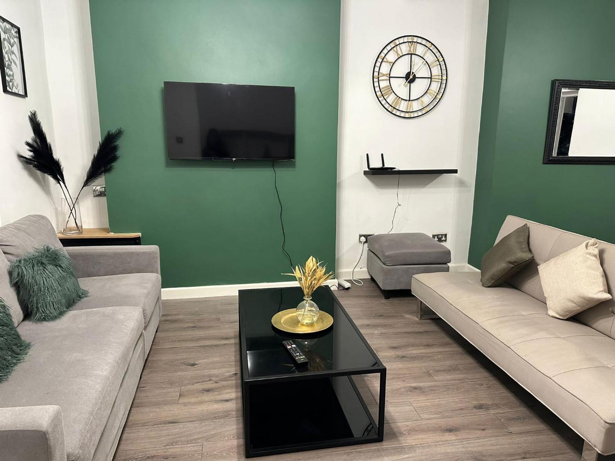 Amazing 2 Bedrooms House ブリジェンド エクステリア 写真
