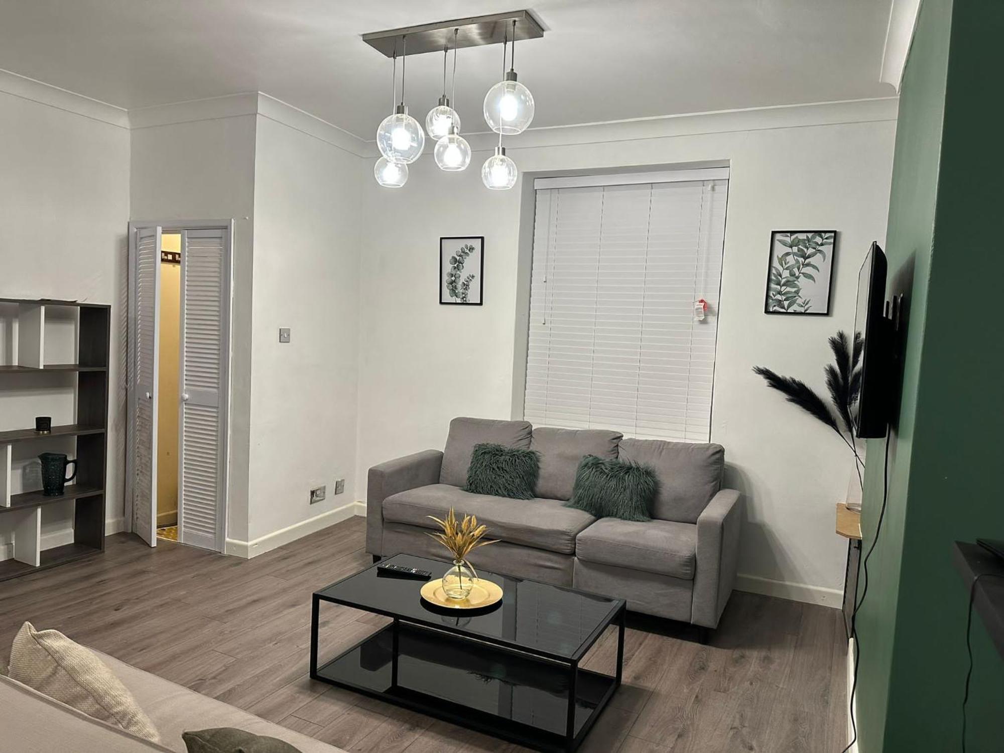 Amazing 2 Bedrooms House ブリジェンド エクステリア 写真